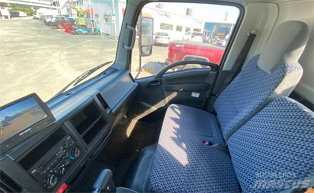 Isuzu NRR شاحنات المخلفات