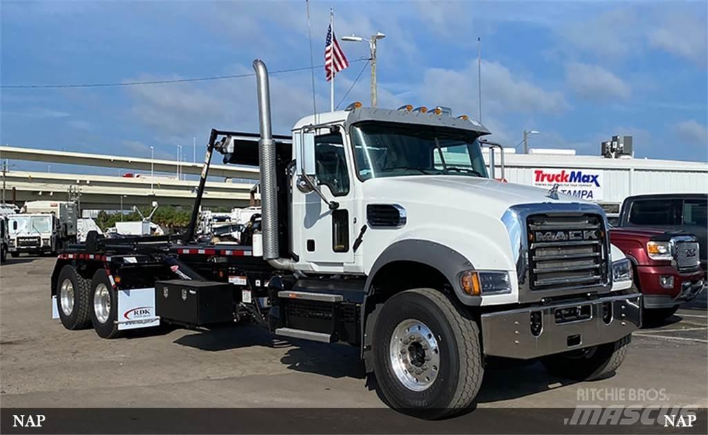 Mack Granite شاحنات قابلة للفك
