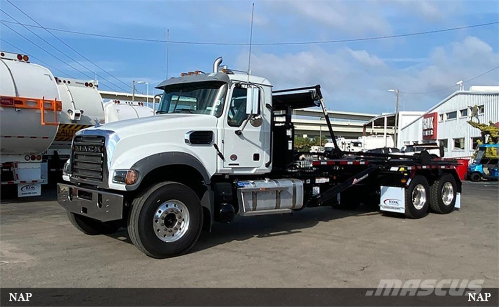Mack Granite شاحنات قابلة للفك