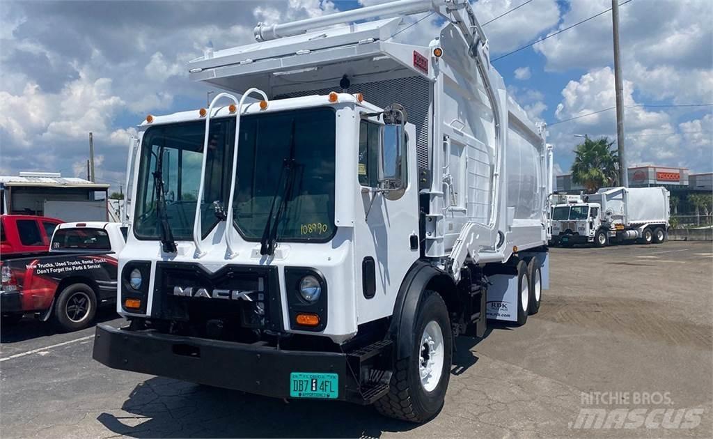 Mack MRU613 شاحنات المخلفات