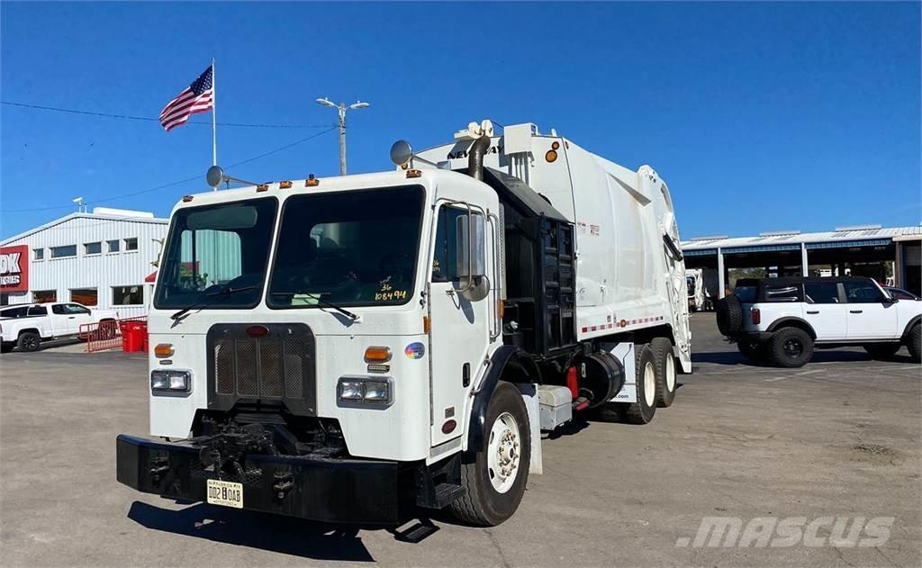 Peterbilt 320 شاحنات المخلفات