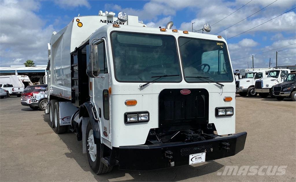 Peterbilt 320 شاحنات المخلفات