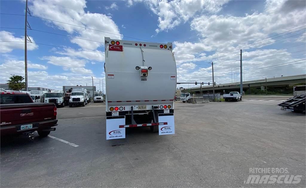 Peterbilt 520 شاحنات المخلفات