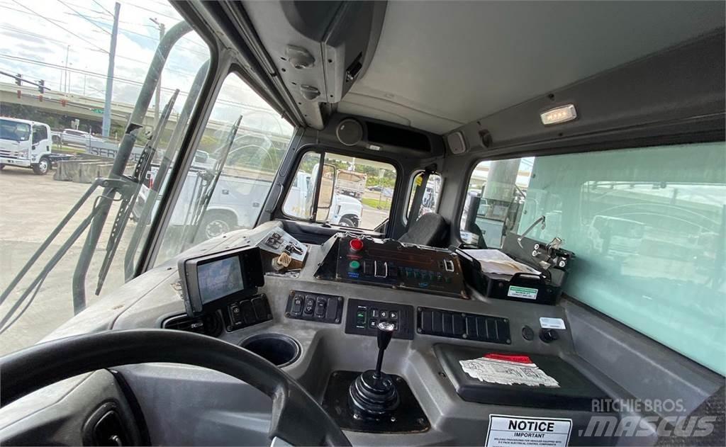 Peterbilt 520 شاحنات المخلفات