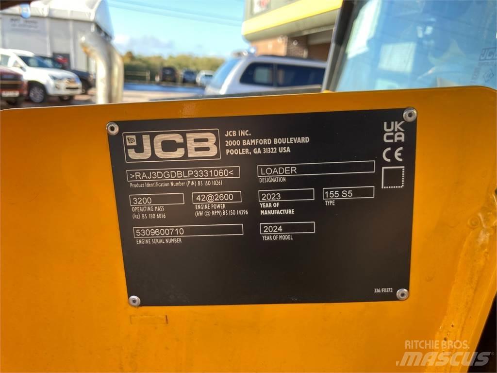 JCB 155 معدات مناولة لأغراض الزراعة