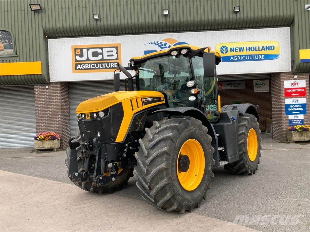 JCB 4220 الجرارات