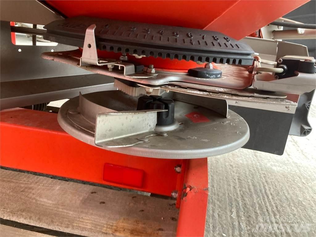 Kuhn 40.2 ماكينات وملحقات تسميد أخرى