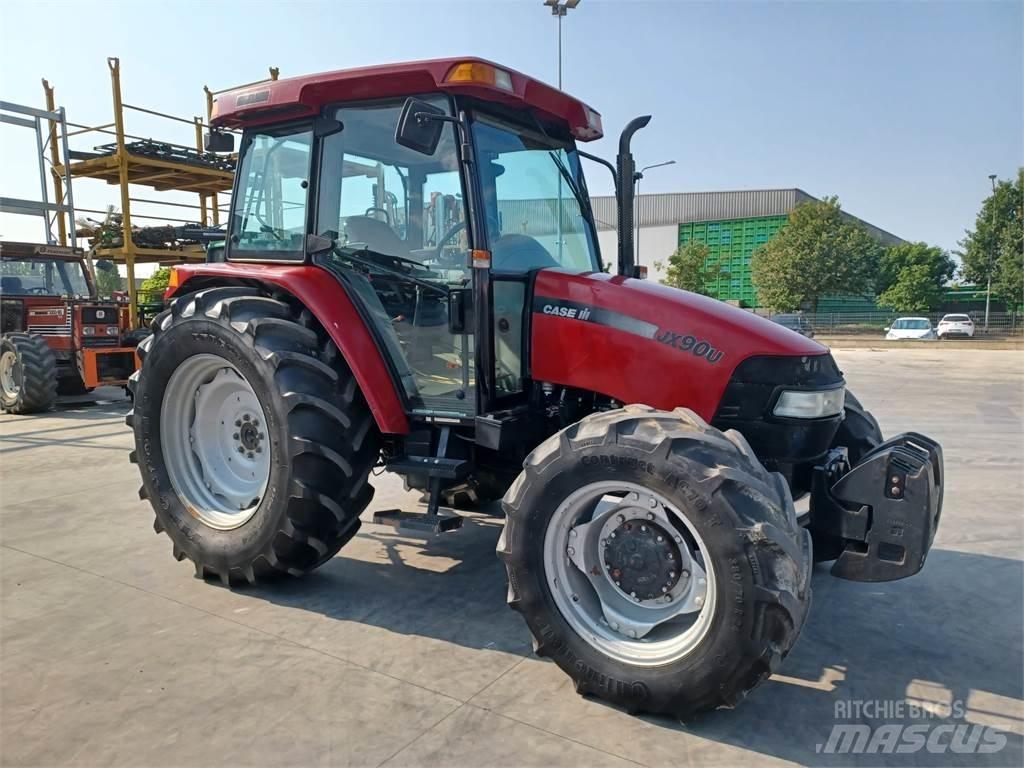 Case IH JXU90 الجرارات