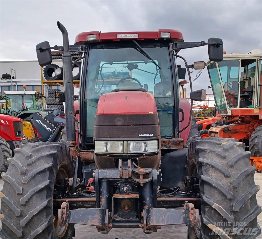 Case IH MXU 135 الجرارات