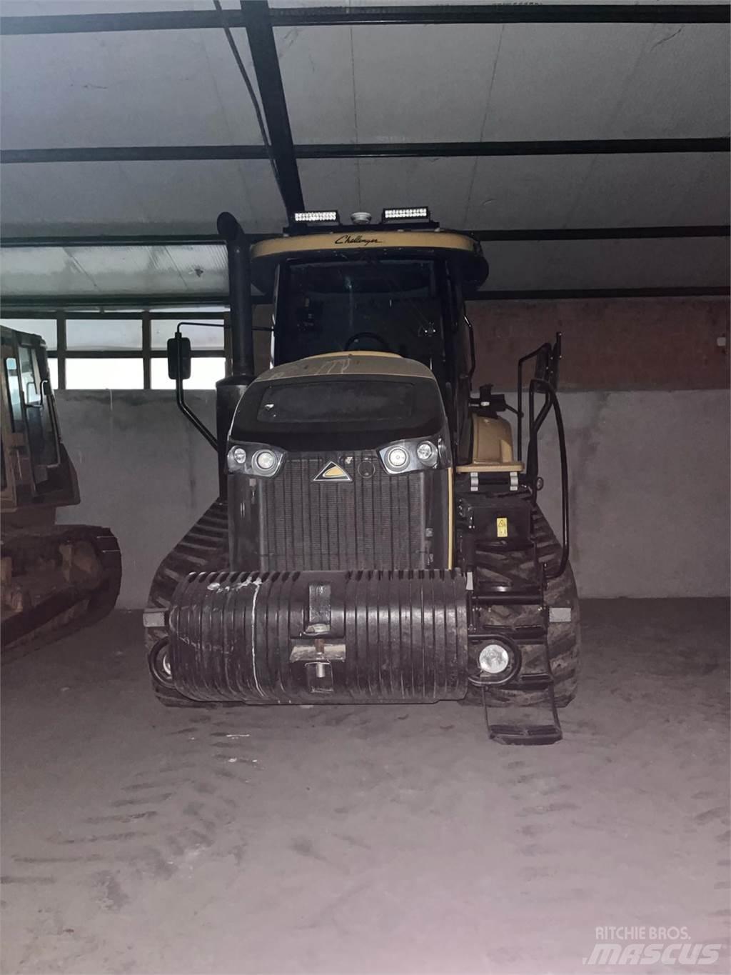 Challenger MT 775 E الجرارات