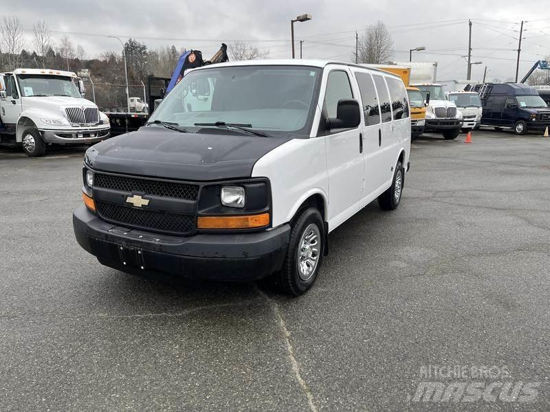 Chevrolet Express شاحنة مقفلة