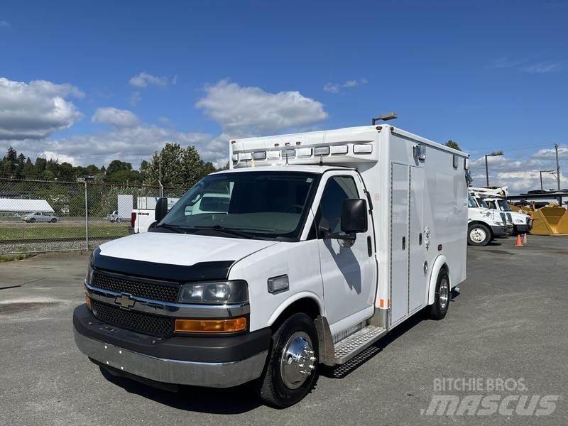 Chevrolet Express حافلة صغيرة