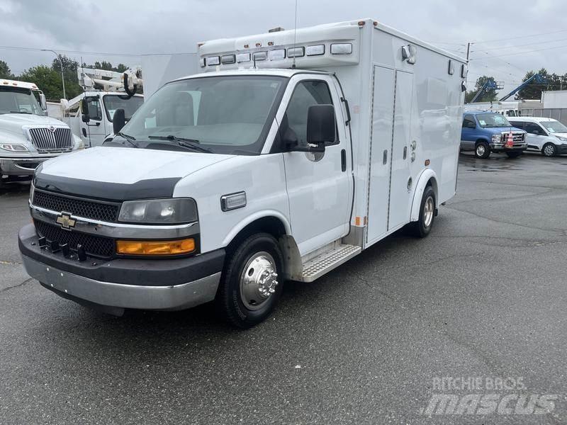 Chevrolet Express حافلة صغيرة