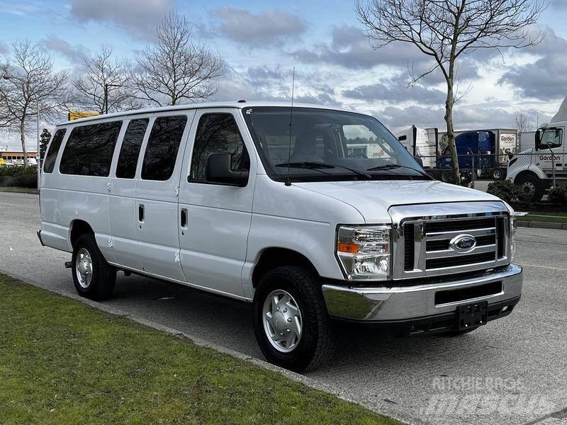 Ford Econoline سيارات