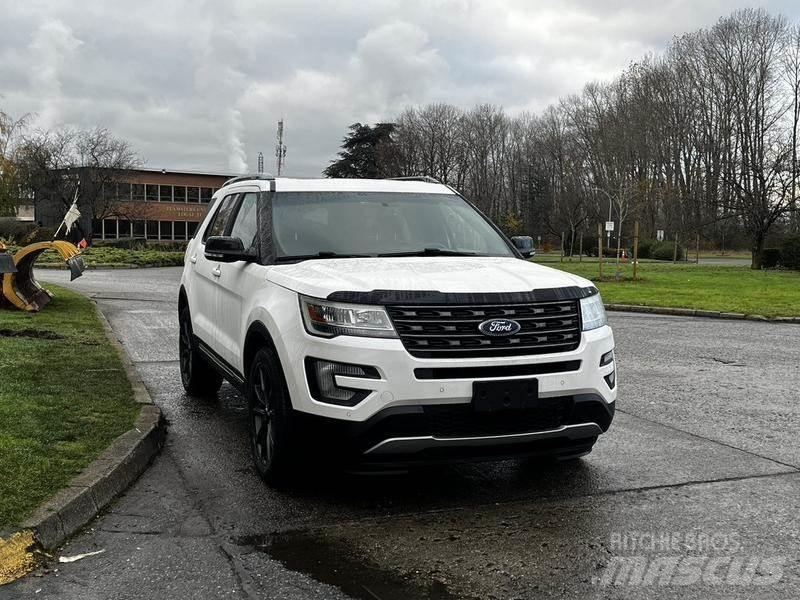 Ford Explorer سيارات