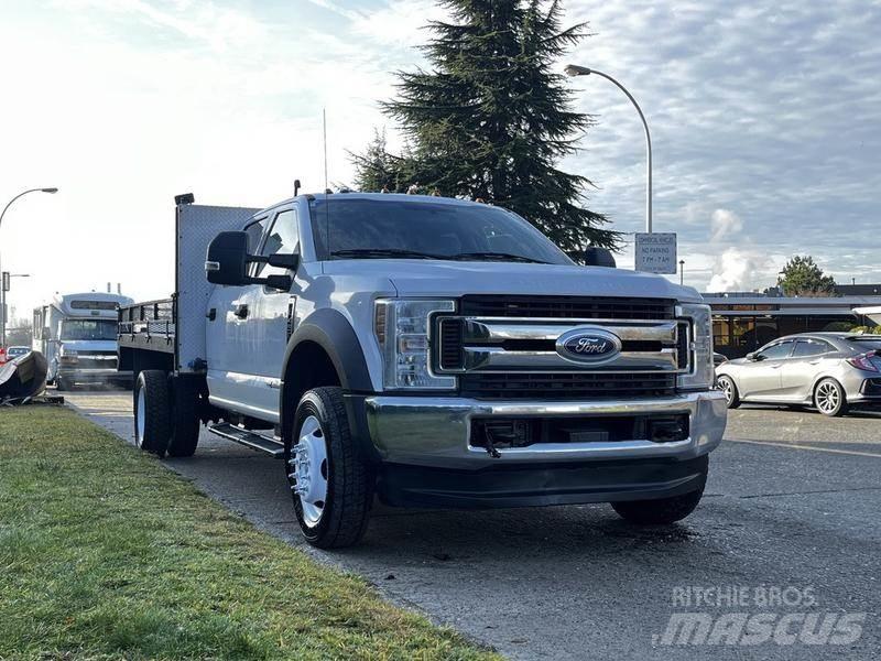 Ford F-450 SD شاحنات مسطحة/مفصلية الجوانب