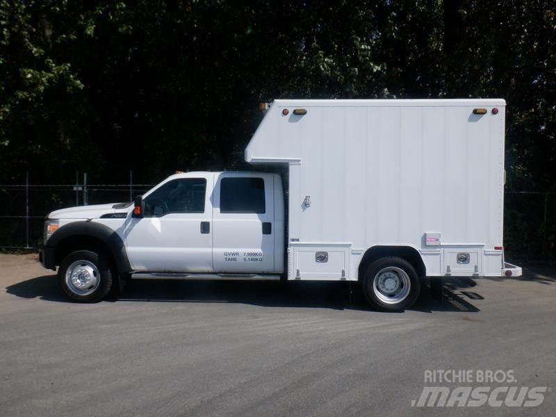 Ford F-550 مركبات الأغراض العامة