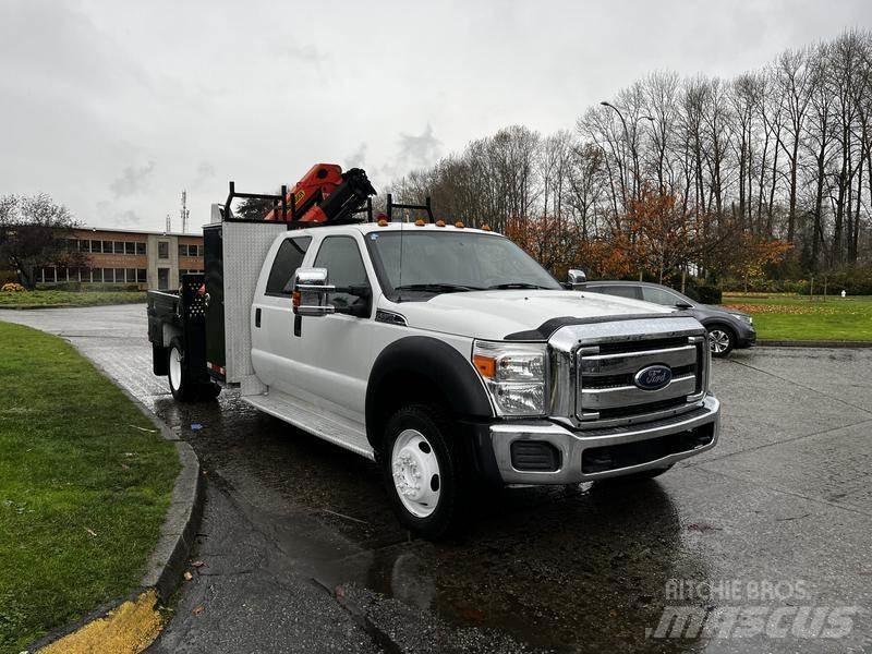 Ford F-550 شاحنات الرافعات