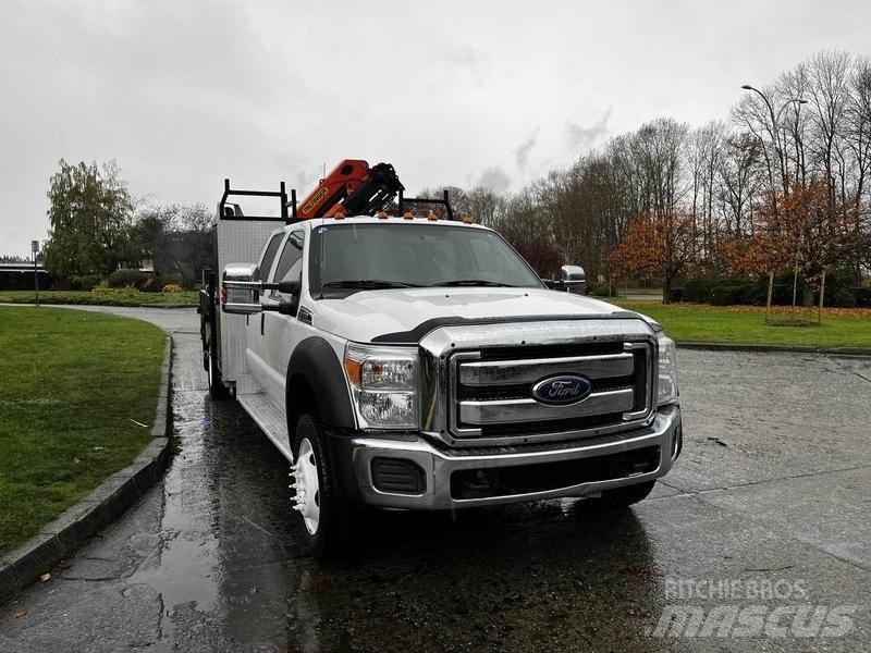 Ford F-550 شاحنات الرافعات