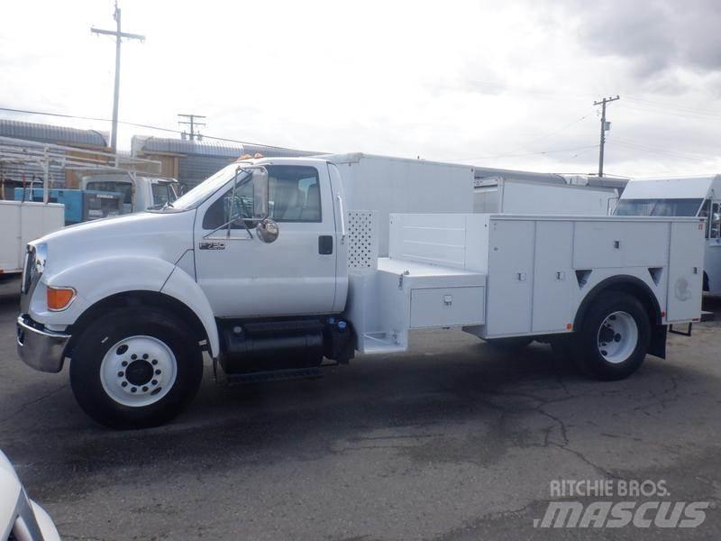 Ford F-750 مركبات الأغراض العامة