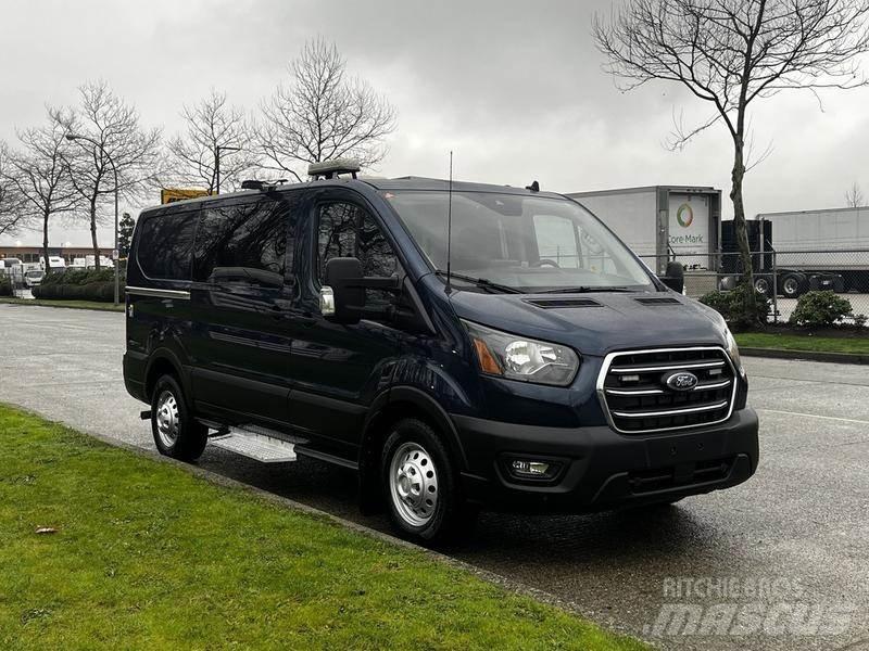 Ford Transit شاحنة مقفلة