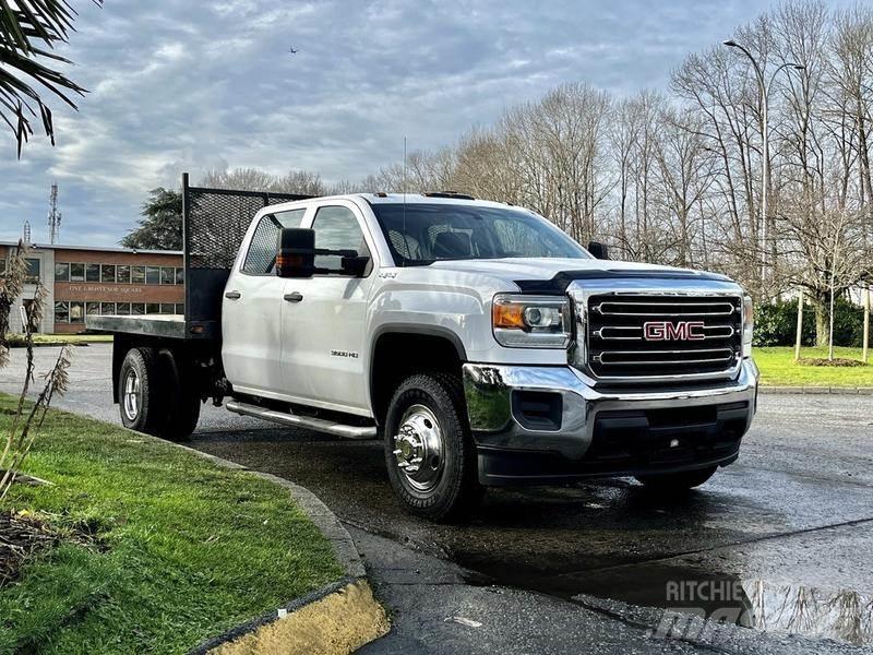 GMC Sierra 3500HD شاحنات مسطحة/مفصلية الجوانب