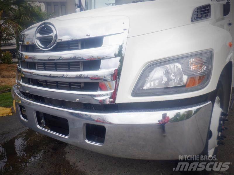 Hino 338 مركبات الأغراض العامة