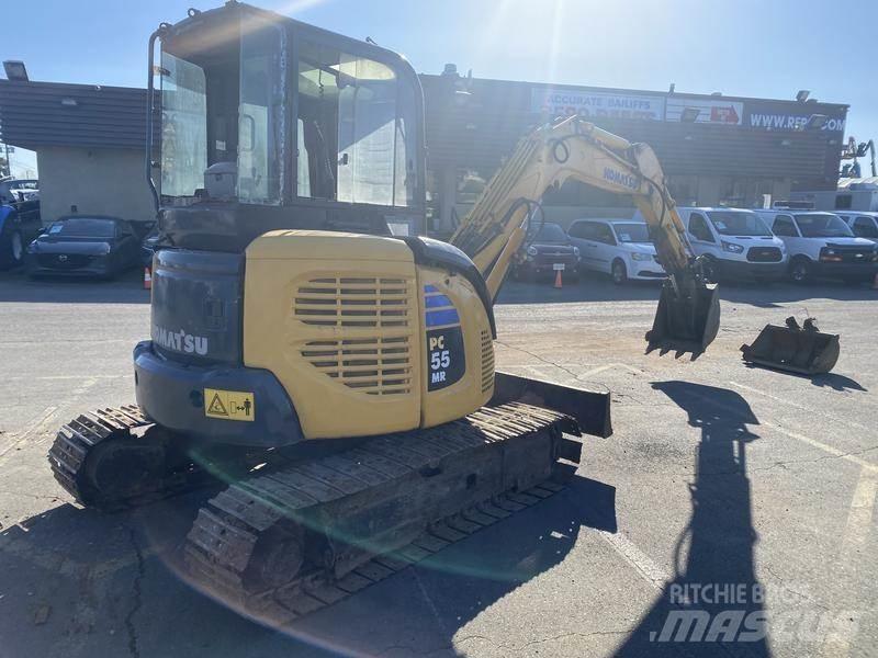 Komatsu PC55MR2 حفارات زحافة