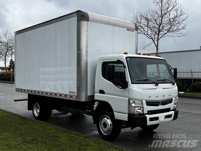 Mitsubishi Fuso شاحنة مقفلة