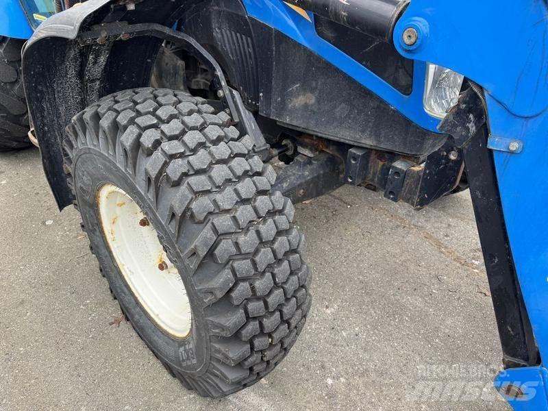 New Holland T475 الجرارات