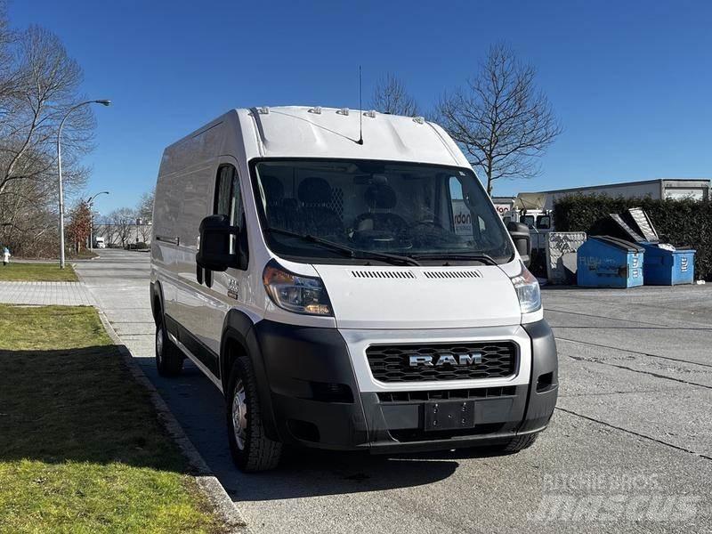 RAM Promaster شاحنة مقفلة