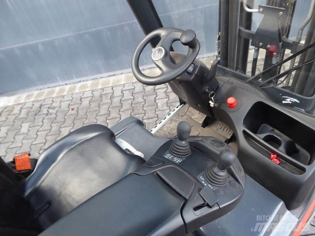 Linde E15-02 شاحنات ذات رافعات شوكية تعمل بالكهرباء