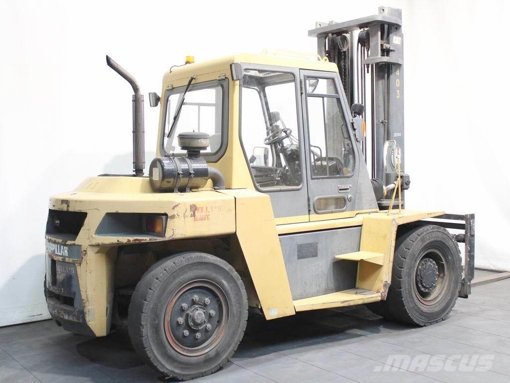 CAT DP 80 شاحنات الديزل
