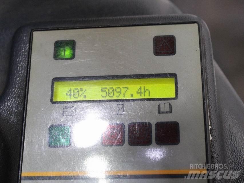 OM XE 20-3 شاحنات ذات رافعات شوكية تعمل بالكهرباء