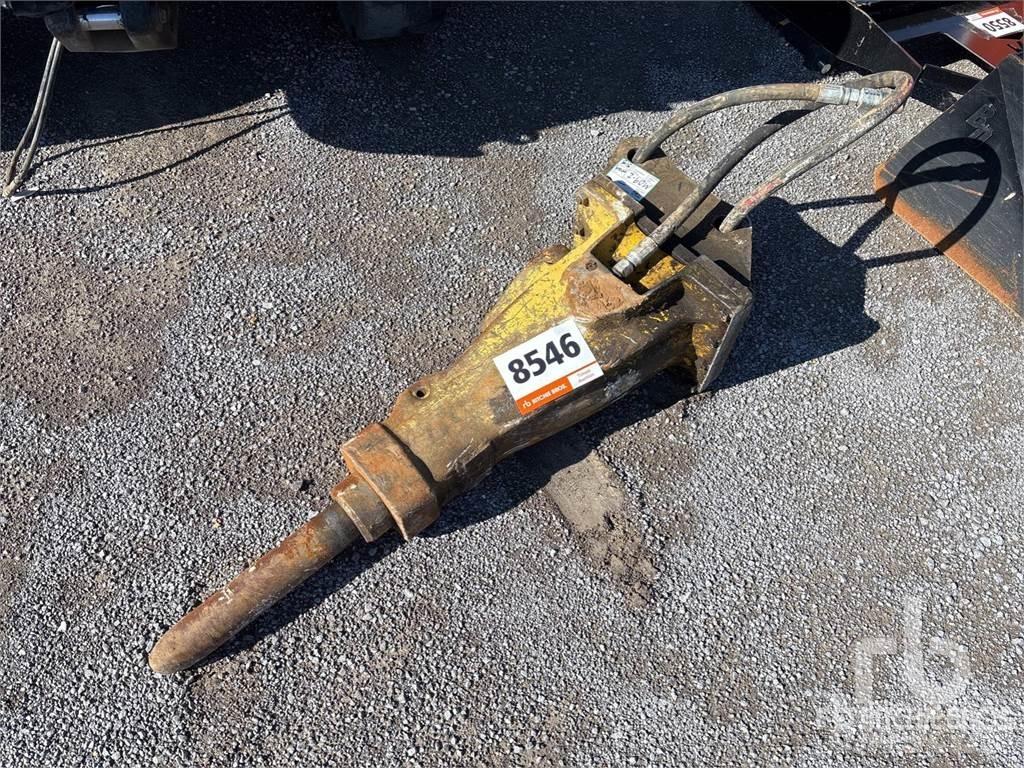 Atlas Copco 750 مطارق / كسارات