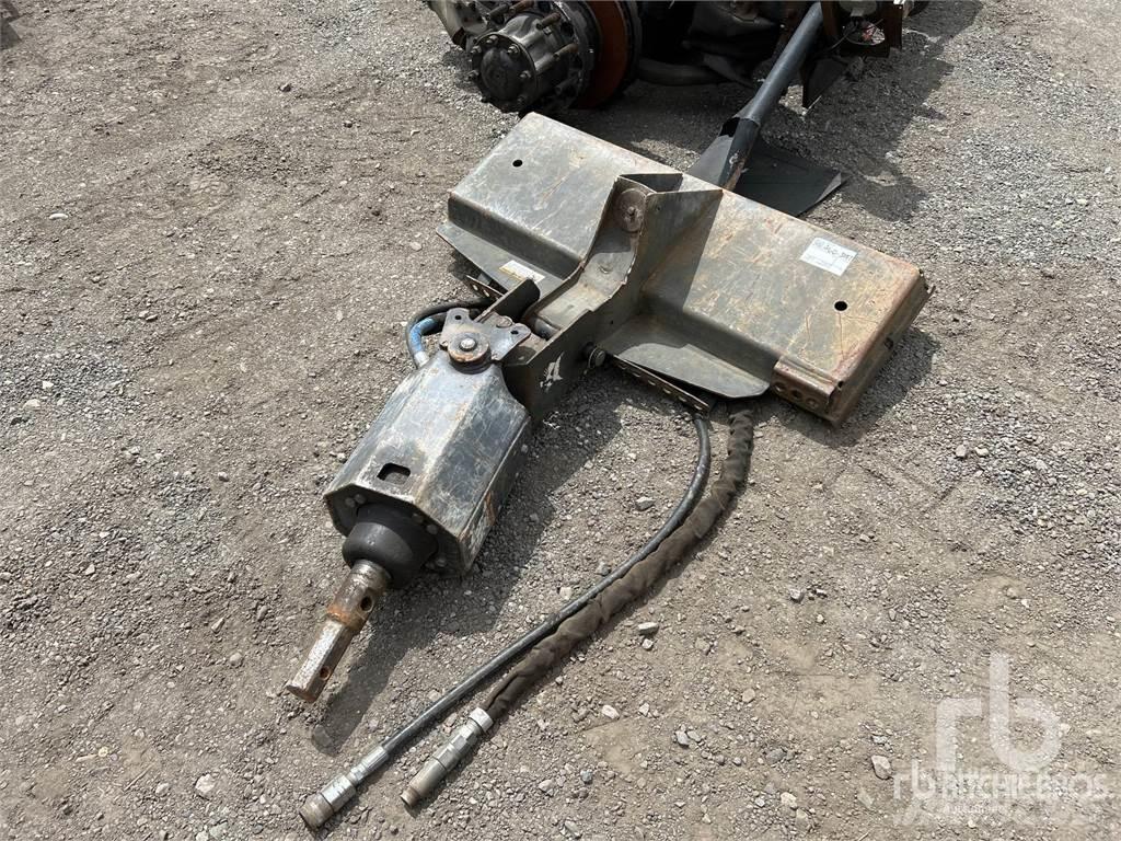 Bobcat 30C مثاقيب