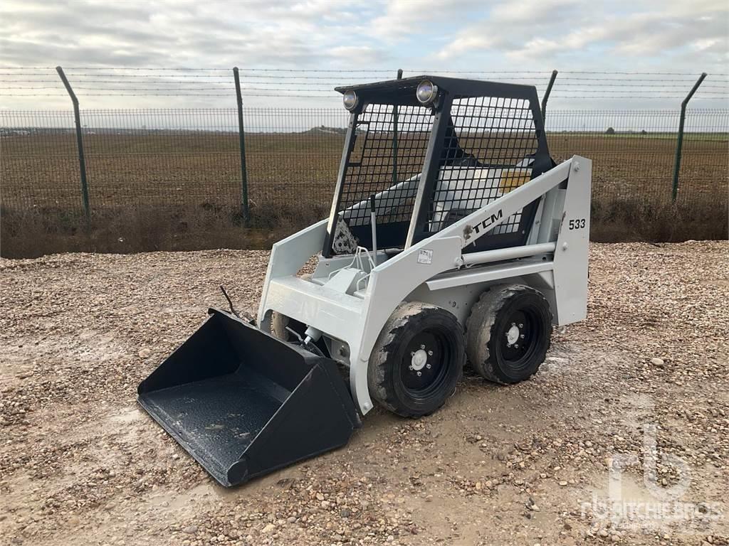 Bobcat 533 لوادر انزلاقية التوجيه