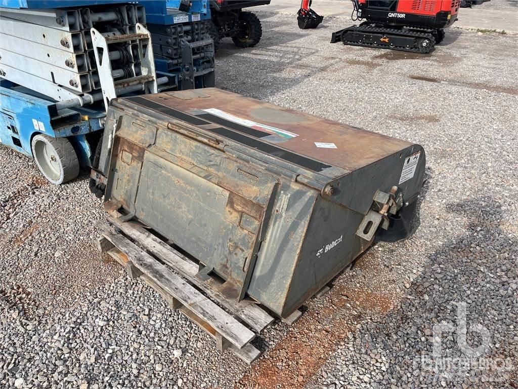 Bobcat 6707144 فرش