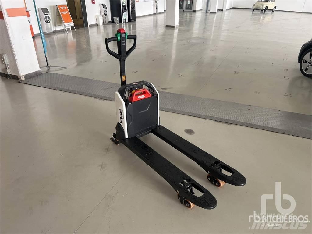 Bobcat LPM15N أرفف تخزين ذات منصات نقالة