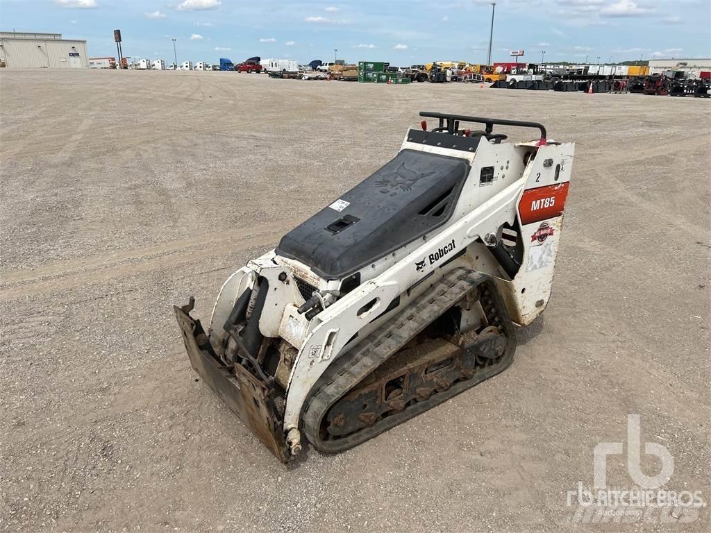 Bobcat MT85 لوادر انزلاقية التوجيه