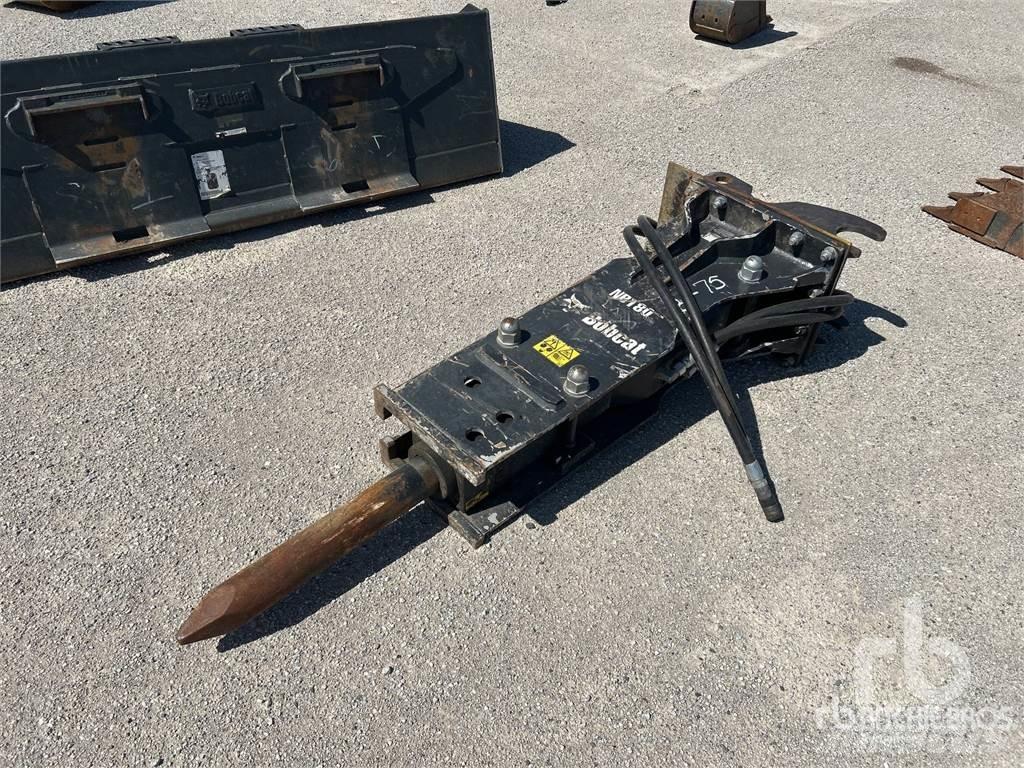 Bobcat NB180 مطارق / كسارات