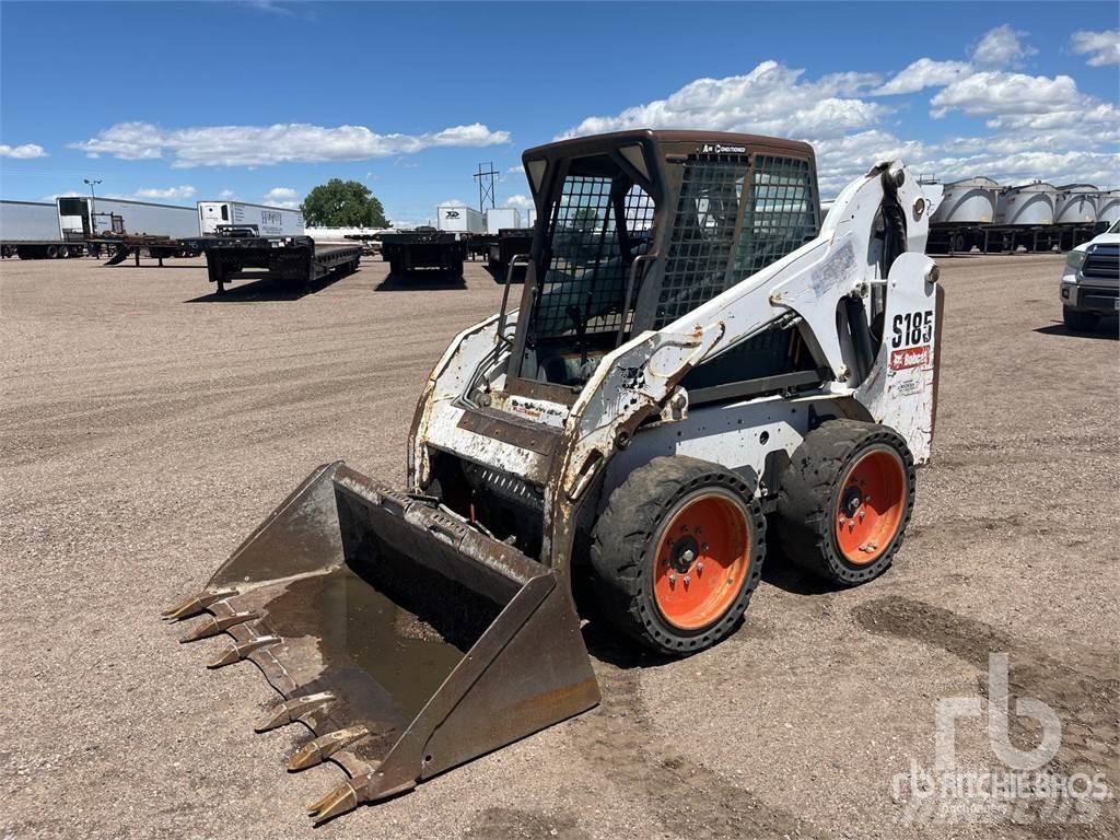 Bobcat S185 لوادر انزلاقية التوجيه