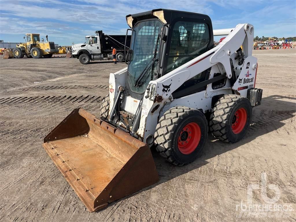 Bobcat S650 لوادر انزلاقية التوجيه