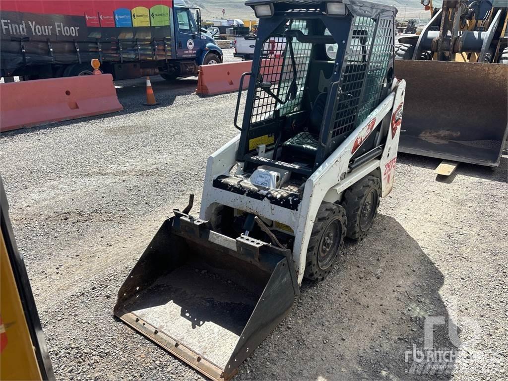 Bobcat S70 لوادر انزلاقية التوجيه