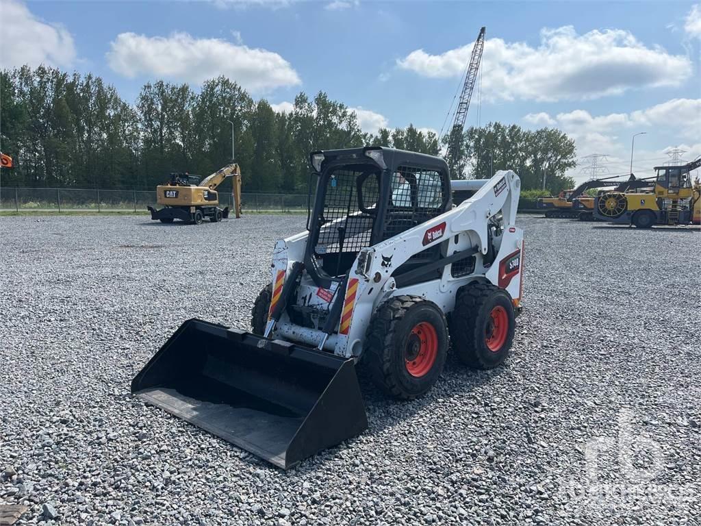 Bobcat S740 لوادر انزلاقية التوجيه