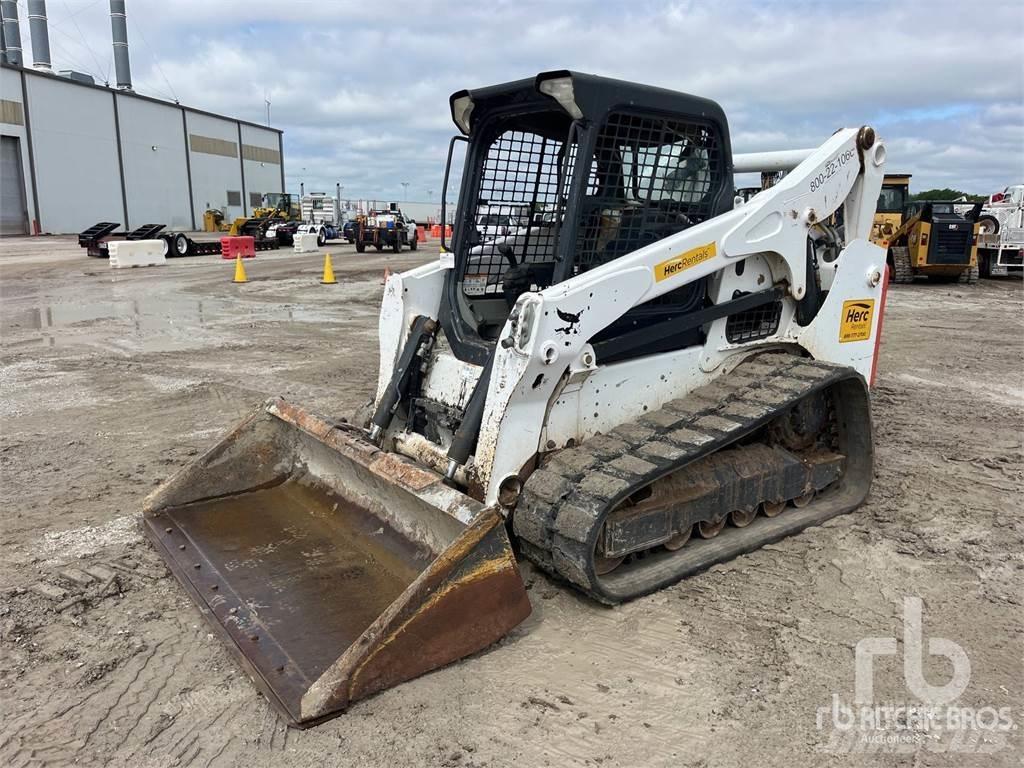 Bobcat T740 لوادر انزلاقية التوجيه