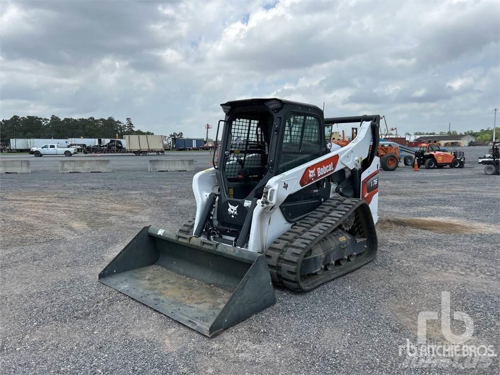 Bobcat T76 لوادر انزلاقية التوجيه