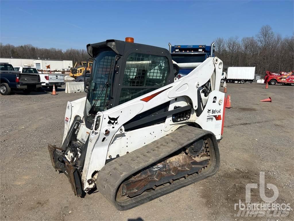 Bobcat T770 لوادر انزلاقية التوجيه