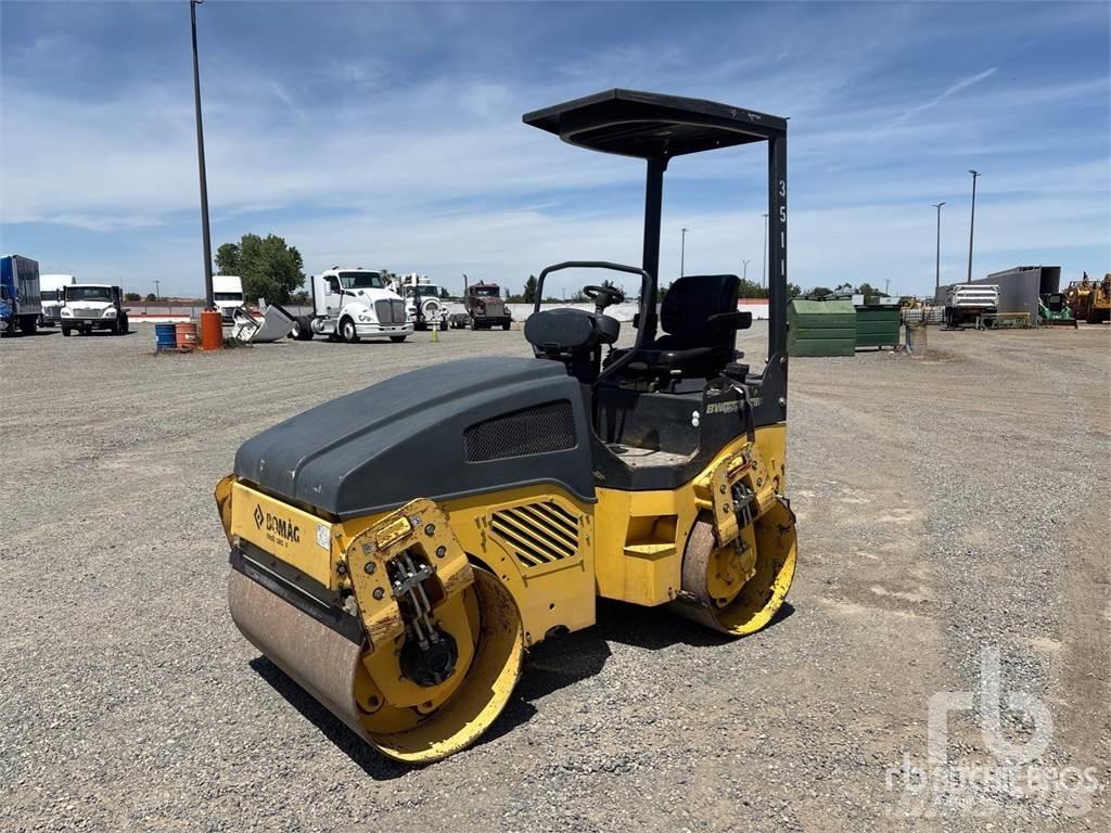 Bomag BW120 AD4 مداحل ثنائية الاسطوانة