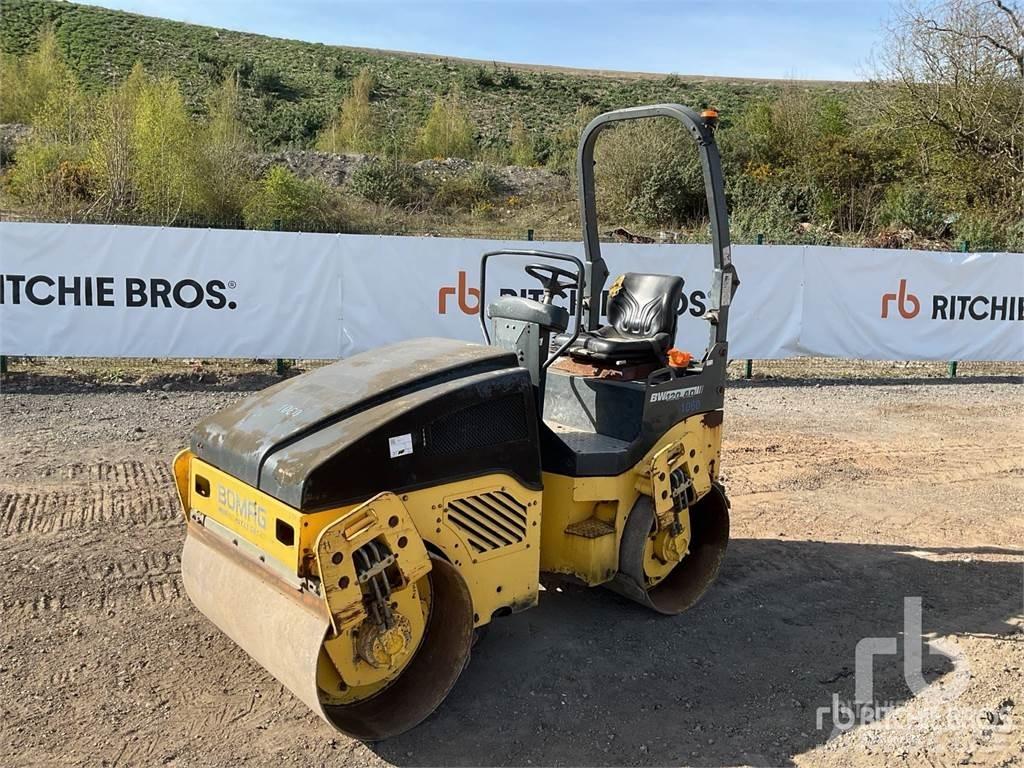 Bomag BW120AD-4 مداحل ثنائية الاسطوانة